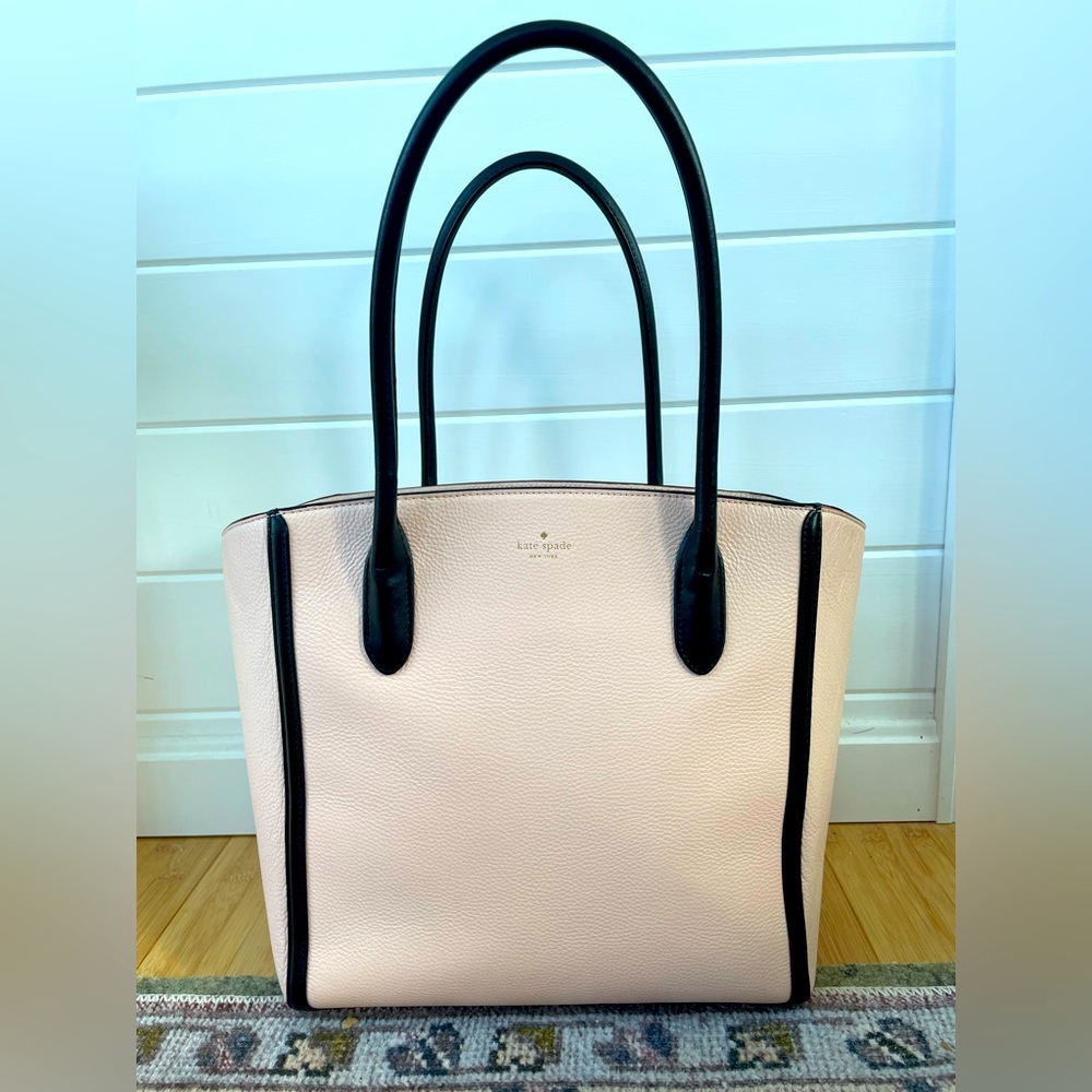 VGUC Kate Spade ♠️ Caroline Lane Forster Blk & Blush Pink, pebbled Leather Tote